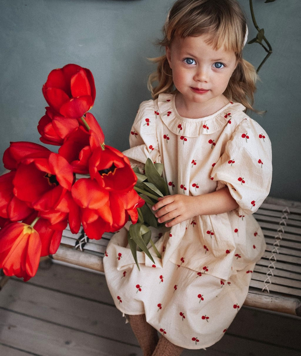 FLIINK FLOWER SS RUFFLE DRESS DRESS SANDSHELL