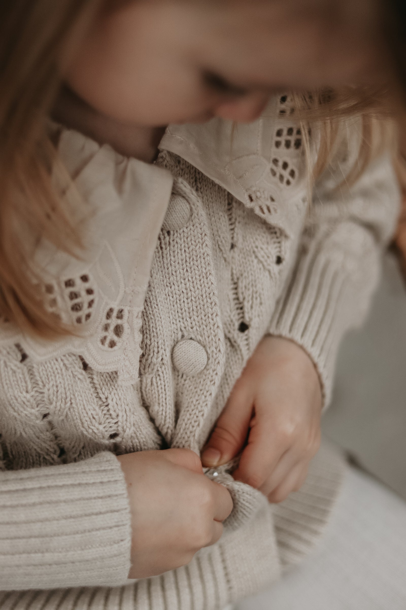 FLIINK BON CARDIGAN CARDIGAN SANDSHELL