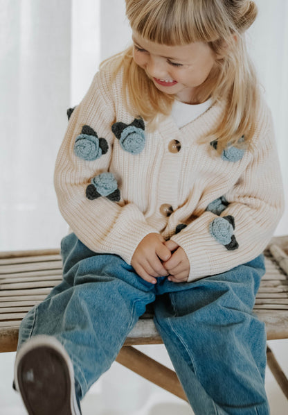 FLIINK COOL FLOWER CARDIGAN CARDIGAN SANDSHELL