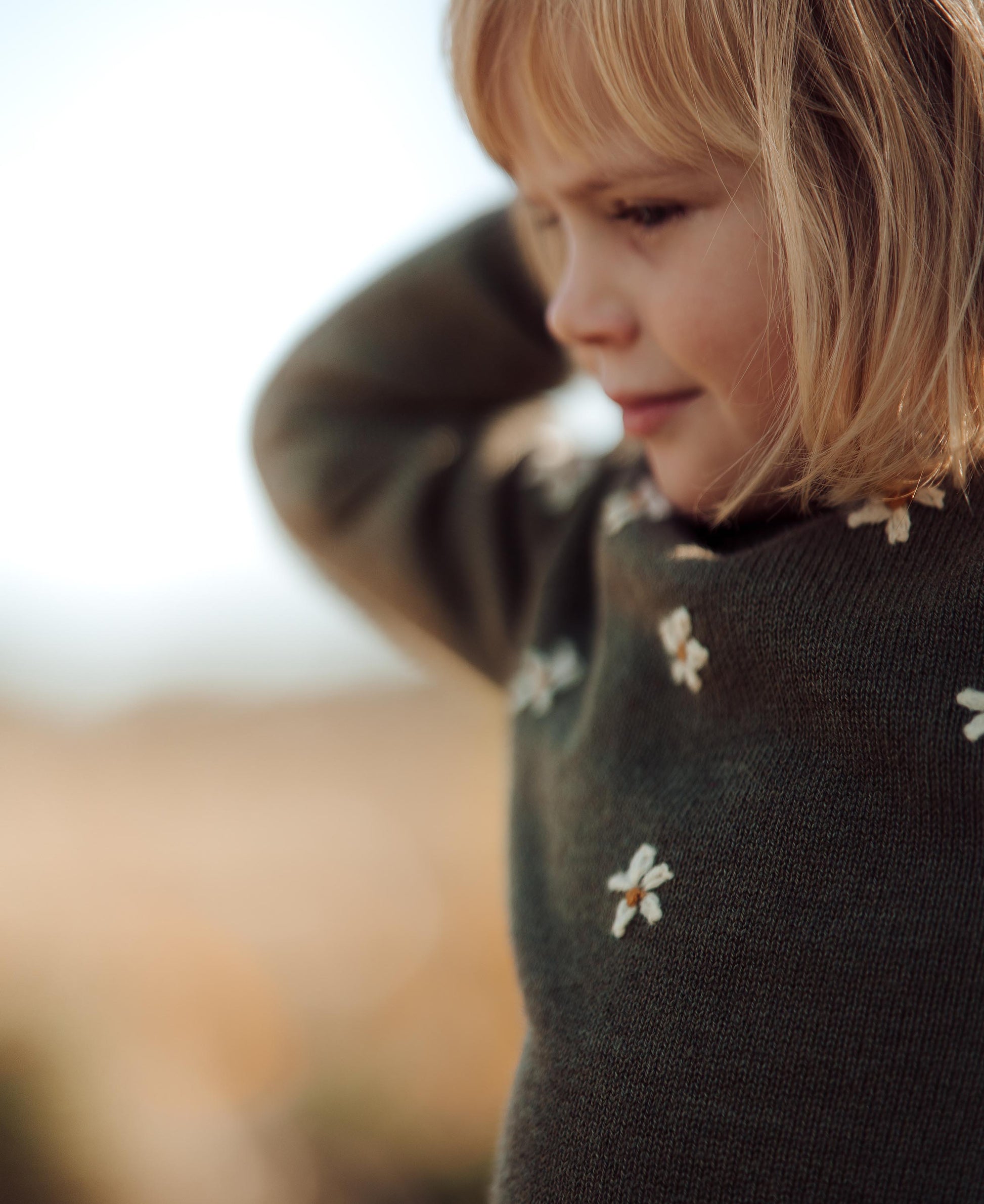 FLIINK DAISY HAND EMBROIDERED DRESS DRESS BEETLE