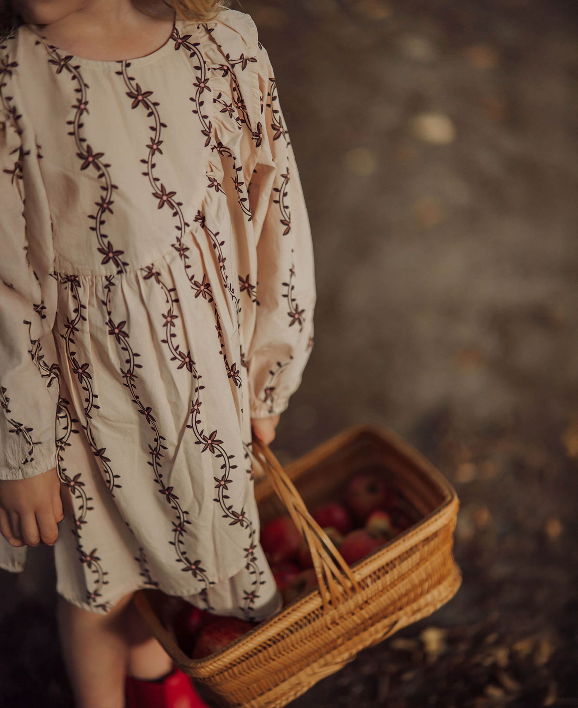 FLIINK DOLDY LS DRESS DRESS SANDSHELL AOP