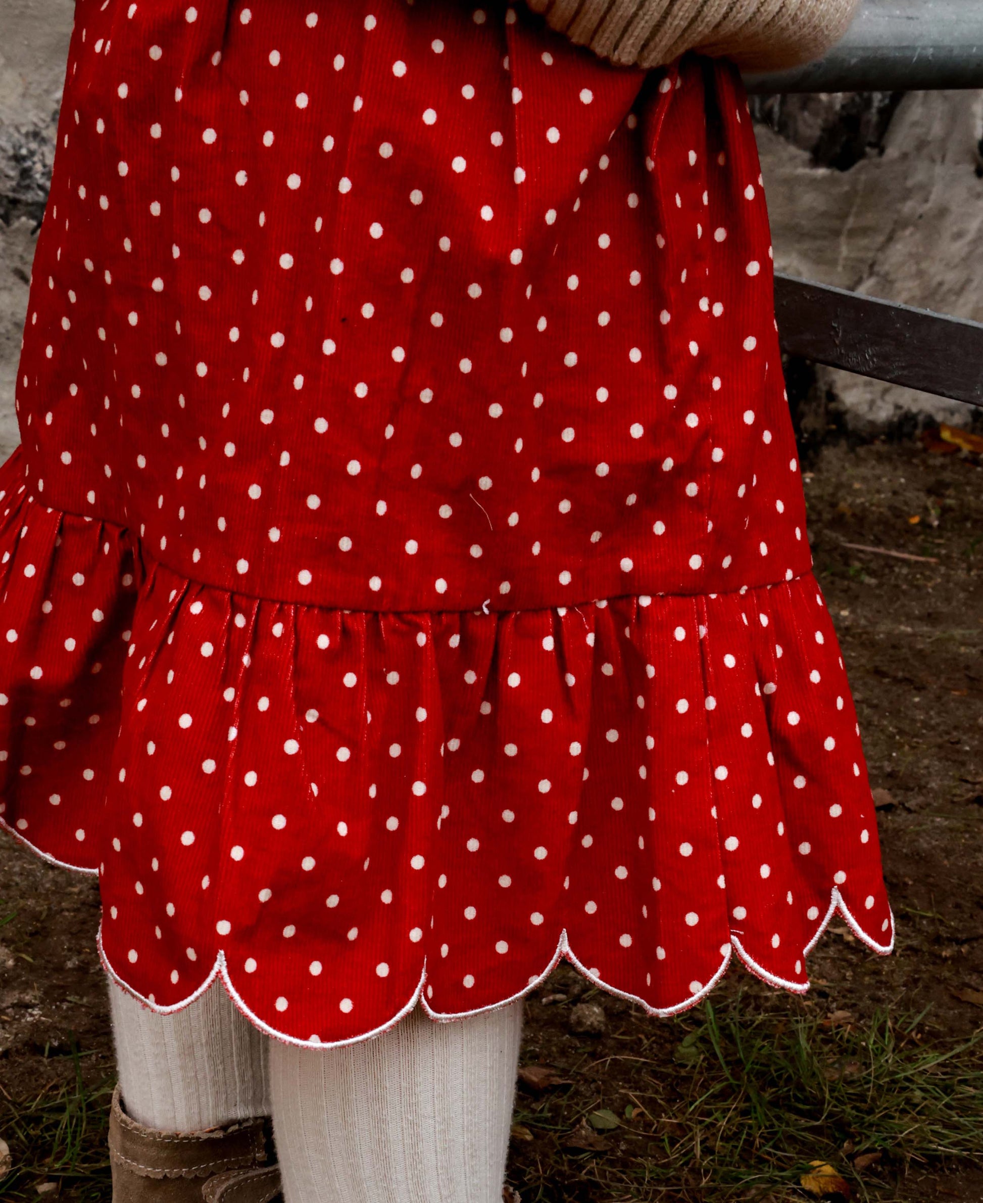 FLIINK DOLLY DOT SKIRT SKIRT POMPEIAN RED