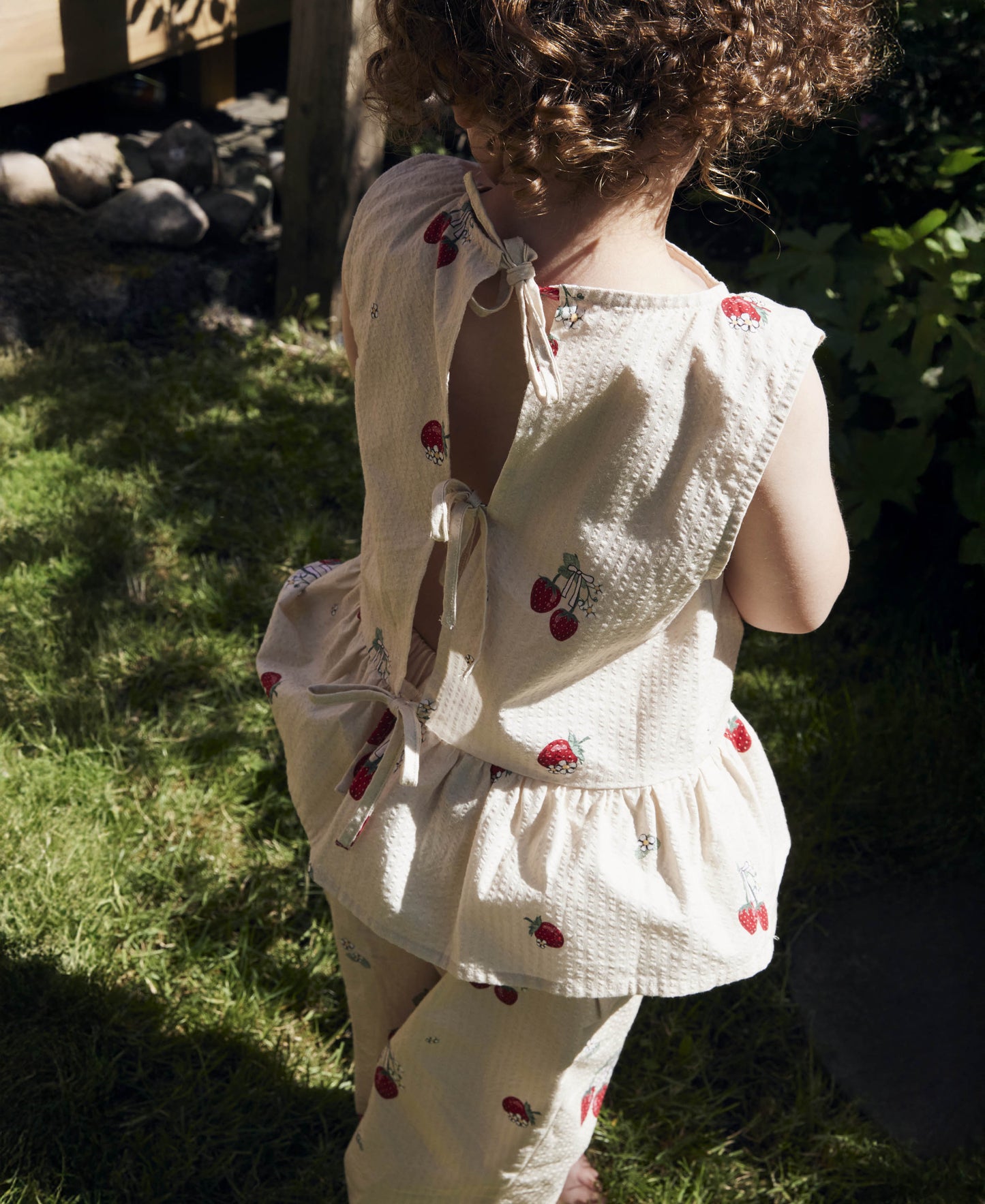 FLIINK ELMA SL TOP SINGLET SANDSHELL AOP