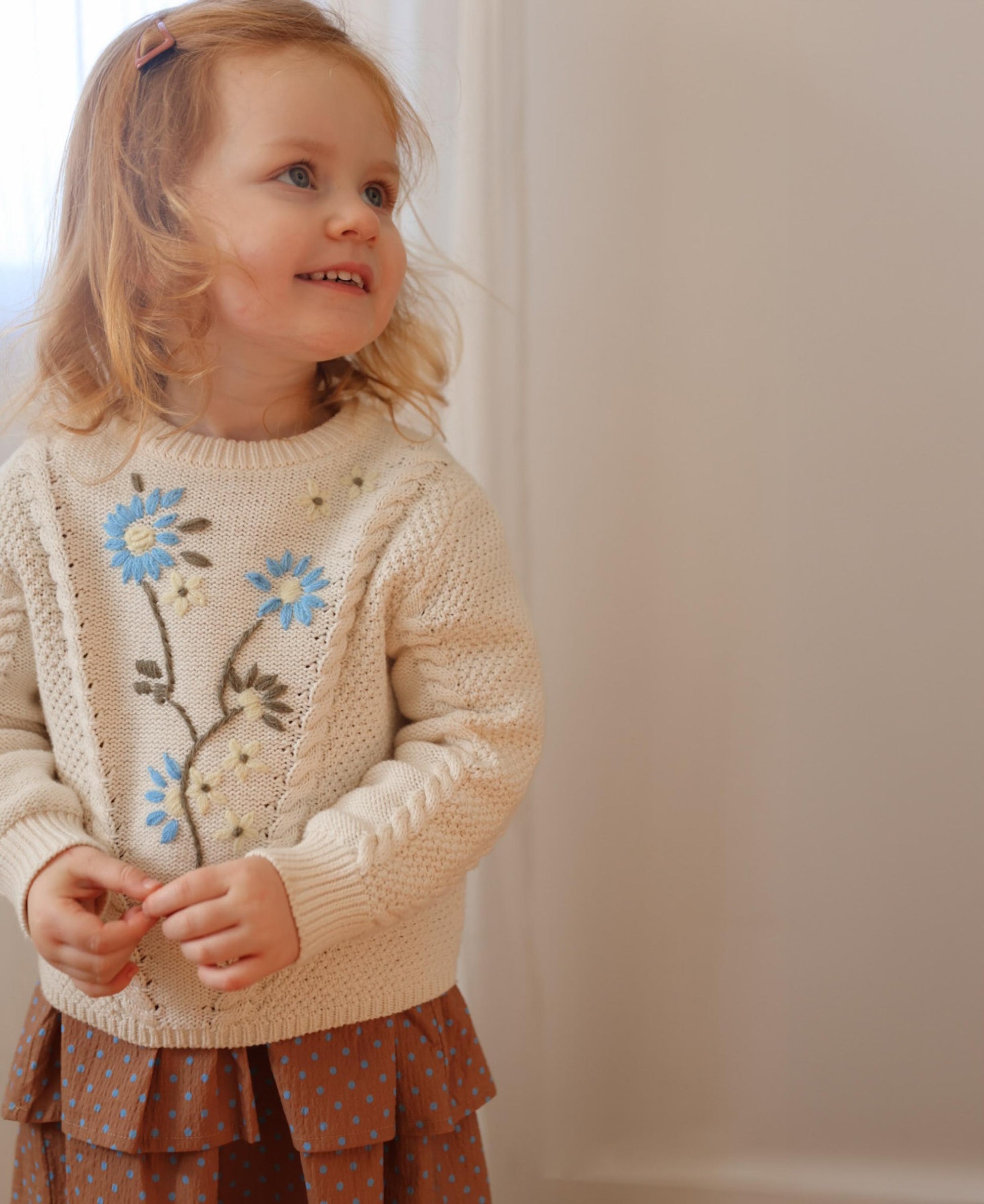 FLIINK FLOWER EMBROIDERED PULLOVER PULLOVER