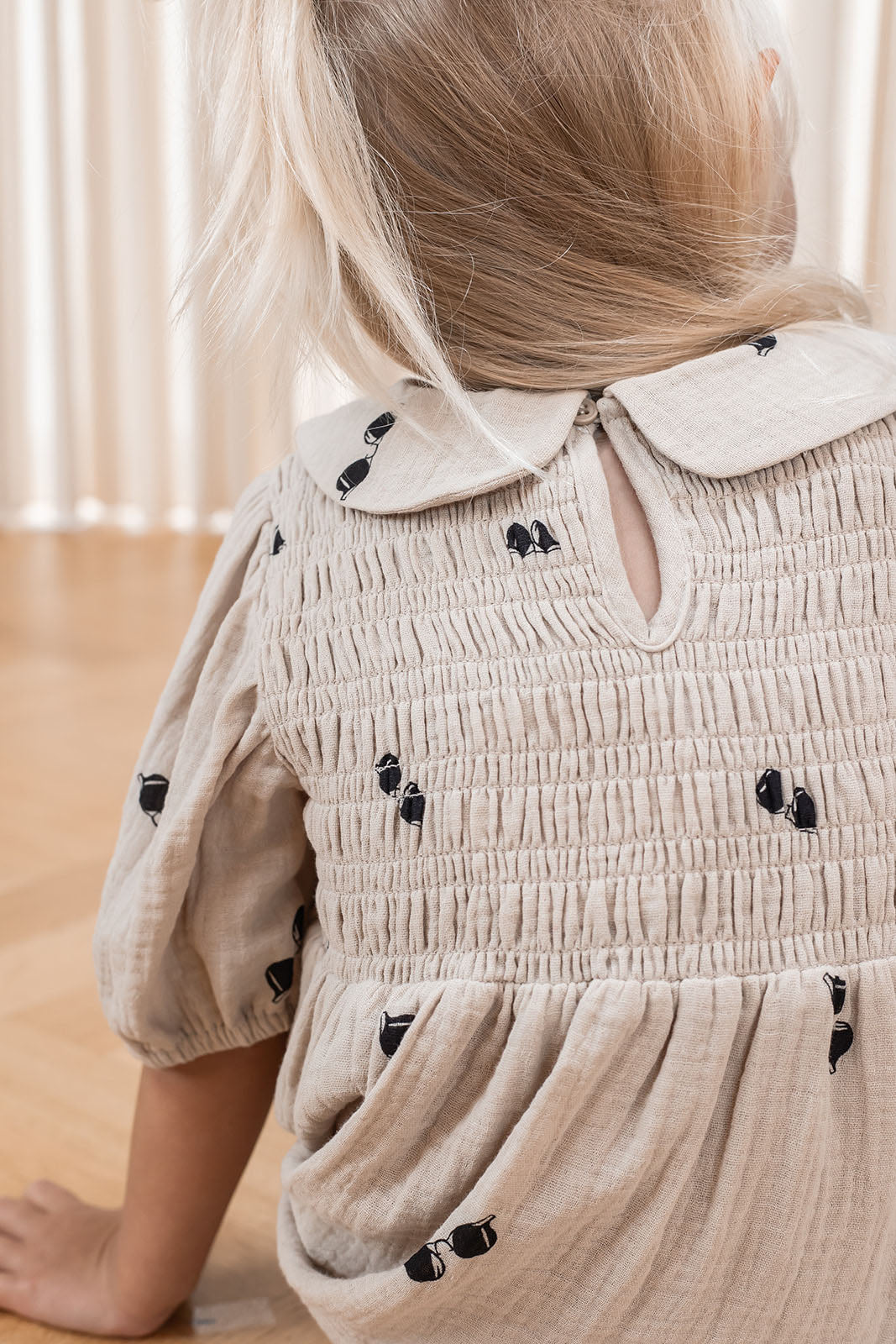 FLIINK HELLO SS DRESS DRESS HUMUS AOP