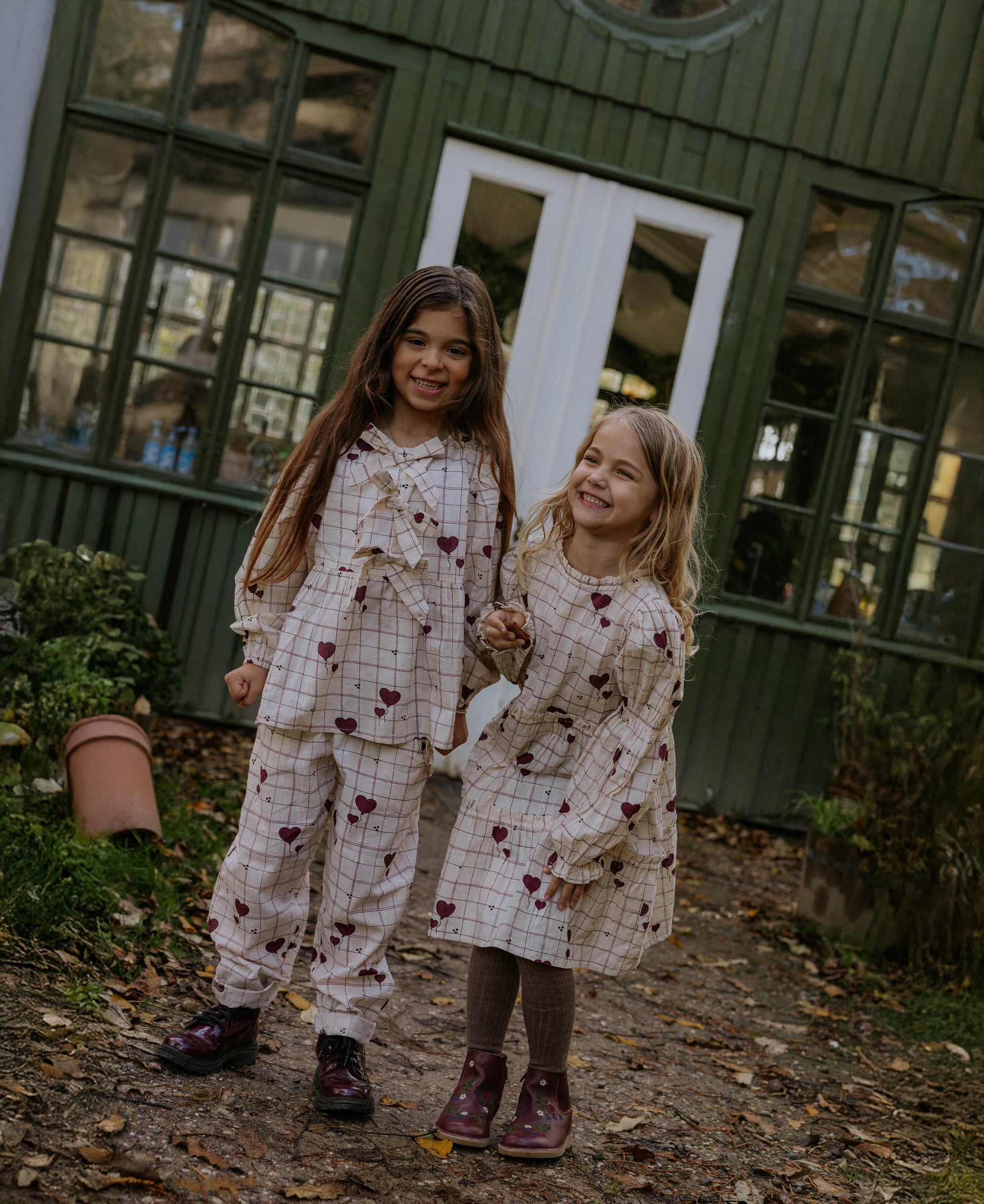 FLIINK ILOVE PANT PANT SANDSHELL HEART AOP