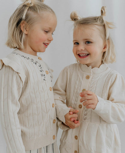 FLIINK OMA LS CARDIGAN CARDIGAN SANDSHELL