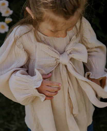FLIINK PACO BOW LS BLOUSE BLOUSE SANDSHELL